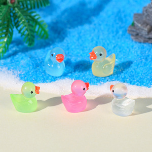 Adorno en miniatura de pato que brilla en la oscuridad, artesanía de resina, decoración para dormitorio, paquete de varias piezas, diseño contemporáneo - Product Image 3