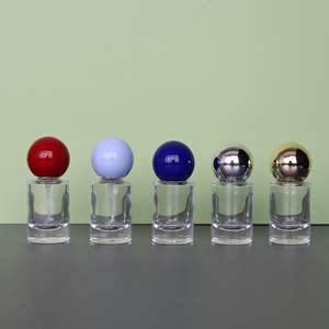 Bouteille de parfum en verre transparente de haute qualité de 15ml avec couvercle coloré et vaporisateur de brouillard de cylindre de sertissage de pulvérisateur de pompe - Product Image 2