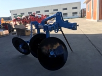 Cultivateur agricole à 2 disques de 8 à 15 CV, tracteur à chenilles avec boîte de vitesses et moteur, motoculteur rotatif pour un travail de terrain efficace