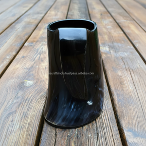Taza de Cuerno Hecha a Mano Más Vendida, Ecológica, a Prueba de Fugas, con Tapa Deslizante, Clásica, 500 ml, Natural, Experiencia Auténtica - Product Image 1