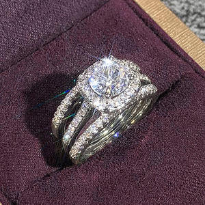 Anello di fidanzamento da donna in oro bianco con diamante taglio cuscino colore G, diamante naturale con fascia a halo - Modello T0680 - Product Image 6