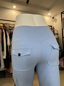 Pantalon de yoga d'entraînement de fitness à haute élasticité avec logo personnalisé leggings taille haute à poche cargo pour femmes - Product Image 6