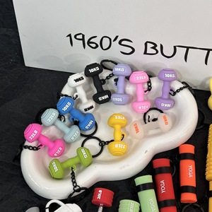 พวงกุญแจอุปกรณ์เสริมโยคะฟิตเนสสุดเทรนดี้ ยางขนาดเล็ก เป็นมิตรกับสิ่งแวดล้อม จี้ห้อยกระเป๋าสไตล์สปอร์ต ซีรีส์ <span class=keywords><strong>Miu</strong></span> ของตกแต่งขวดน้ำ - Product Image 1