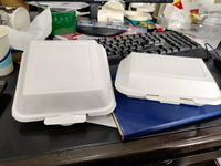Entièrement automatique à emporter papier kraft de qualité alimentaire burger gâteau doner nourriture déjeuner emballage boîte prix de la machine