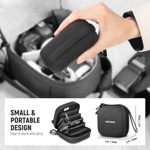 Sac de rangement pour filtres <span class=keywords><strong>Neewer</strong></span> PB12/PB11 11 x 11 cm avec séparateurs extensibles, sangle de poignet et mousqueton - Product Image 5