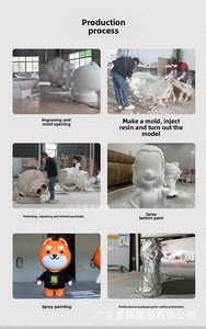 Scultura di Cavallo Geometrica in Vetroresina Personalizzata di Grandi Dimensioni per Parchi Divertimento, Centri Commerciali e Decorazioni Pubbliche - Product Image 5