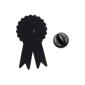 Ensemble de pin's en émail créatifs rose avec citation élégante 'Cried <span class=keywords><strong>But</strong></span> Did It Anyway', badge métallique, accessoire de revers, cadeau - Product Image 5