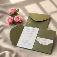 Cartes d'invitation personnalisées de luxe écologiques avec vernis mat en forme de triangle, logo personnalisé imprimé pour mariage, anniversaire