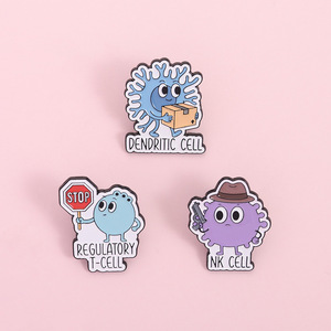 Pins de solapa de esmalte blando con células inmunitarias: Célula T reguladora, Célula NK, Célula dendrítica. Insignias científicas para biólogos. - Product Image 5