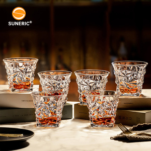 OEM Gift Box Set da 7 pezzi <span class=keywords><strong>bottiglia</strong></span> di Whisky <span class=keywords><strong>e</strong></span> <span class=keywords><strong>bicchieri</strong></span> con supporto vassoio per Home Shot Glass di vino di cristallo Decanter Whisky Box Set - Product Image 6