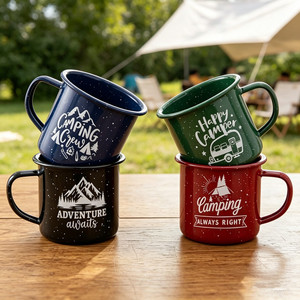 Tasses <span class=keywords><strong>à</strong></span> café d'extérieur OEM durables en émail de 12 oz pour boissons chaudes et froides, mugs nostalgiques en émail moucheté avec impression - Product Image 1