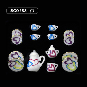 En gros, service à thé miniature en céramique et porcelaine pour <span class=keywords><strong>maison</strong></span> de poupée, comprenant bouilloire, vaisselle, ensemble de tasses modèle <span class=keywords><strong>maison</strong></span> et <span class=keywords><strong>plateau</strong></span> à fleurs - Product Image 5