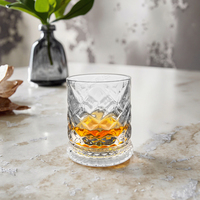 Shunstone Verres à vin en relief personnalisés Verre à whisky rotatif Tumbler Rock Spinning Verre à whisky pour les amateurs de whisky