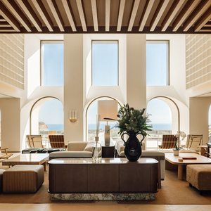 Meubles de chambre d'hôtel, fournitures de style ancien, ensembles de meubles de chambre à coucher, tailles Queen, solutions personnalisées pour hôtels, designers personnalisés - Product Image 4