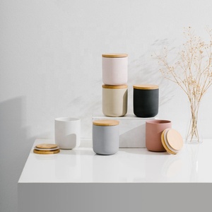 YBH nordique décor à la maison bougie pot de luxe vide cylindre en céramique bougeoir 12 oz pot avec couvercles en bois pour la fabrication de bougies - Product Image 4