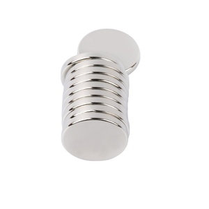 <span class=keywords><strong>Magnete</strong></span> al neodimio industriale più <span class=keywords><strong>potente</strong></span> <span class=keywords><strong>magnete</strong></span> N52 forte materiale magnetico materiale materiale materiale materiale raro composito piegatura servizio - Product Image 5