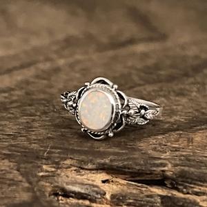 European Style <b>Opal</b> <b>Ring</b> <b>Silver</b> Oval Bezel Setting Women's Jewelry Gift Fashion <b>Rings</b> - Product Image 1