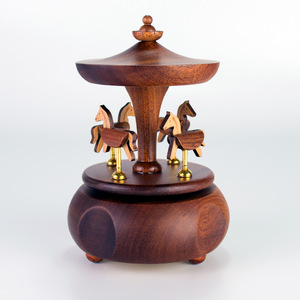 Carine di <span class=keywords><strong>musica</strong></span> in legno di faggio di alta qualità carine giostra in legno carine giostra popolare <span class=keywords><strong>regalo</strong></span> di natale <span class=keywords><strong>per</strong></span> gli amanti dei bambini - Product Image 3