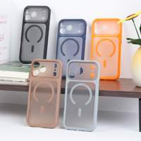 Coque de téléphone transparente mate à chargement magnétique sans fil pour iPhone 18 17 16 15 Pro Max en TPU PC, toucher doux, anti-traces de doigts, avec protection de l'objectif couleur