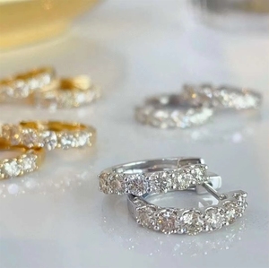 Xinfly Hop 18k Solid Gold 0.90ct Hola <b>Clip</b> Hoop Huggie Earrings - Product Image 2