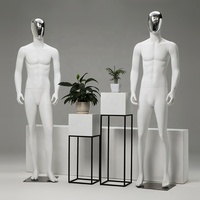 Mode homme magasin de vêtements Chrome argent visage complet du corps Muscle modèle masculin factice tête d'oeuf en fibre de verre hommes costume d'affaires Mannequins