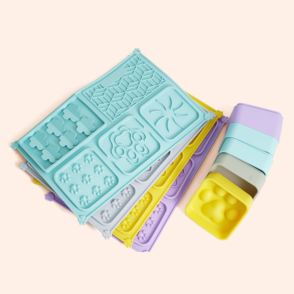 Pet Feeding Utensils