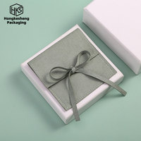 Pochette à bijoux de luxe en microfibre à rabat, petit sac en velours avec nœud, sac de rangement pour bagues, colliers et boucles d'oreilles, sac d'emballage cadeau pour bijoux