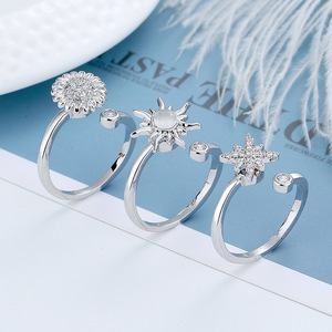 Anillos Giratorios con Diseño de Girasol 2026, Anillos para Aliviar la Ansiedad, Anillo Giratorio Ajustable con Circonita para Niñas y Mujeres - Product Image 1
