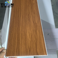 Panneaux de plafond en PVC Soffit, motif européen, panneau mural en PVC, plafond en PVC pour la maison