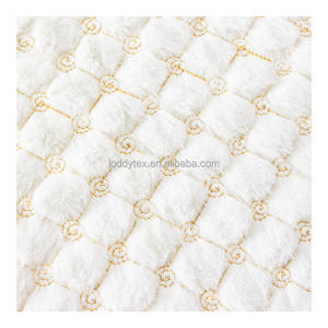 Sang Trọng Fluffy Siêu Mềm 100% Polyester Dệt Chăn Dài Sang Trọng Kim Cương Chăn Giả Thỏ Lông Thú Vải Cho Cô Gái May Mặc - Product Image 6