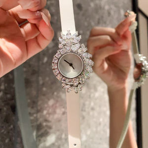 Reloj de pulsera automático de lujo con esfera de diamante de cristal de zafiro de 26mm estilo correa de cuero de cuarzo de acero inoxidable - Product Image 6