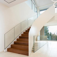 Escalier modulaire blanc, escalier en colimaçon en bois d'intérieur avec garde-corps en verre