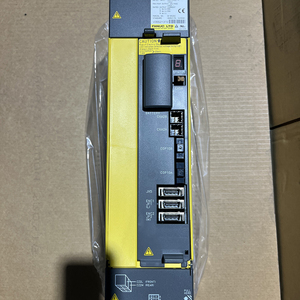 Amplificador de Servoaccionamiento Fanuc Original A06B-6114-H211 con Componentes de Aluminio para Automatización Industrial - Product Image 3