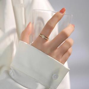 Nuevo Anillo de Eternidad Clásico y Sencillo con Incrustaciones de Tres Conchas Coloridas, Chapado en Oro Rosa, Anillo de Pareja, Venta al Por Mayor - Product Image 5