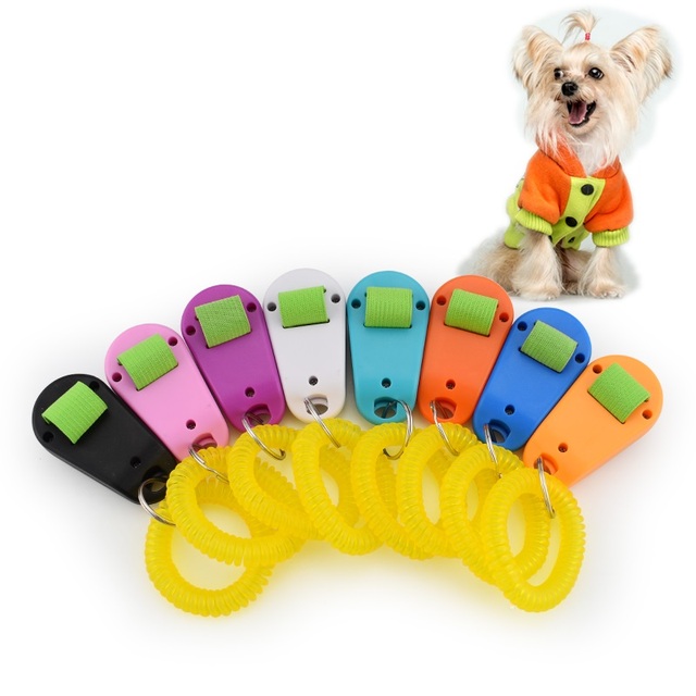 PETRICH FS-XP-318 Yellow Wristband & Green Ring Dog Agility Training Clicker with Plastic Finger Design Simple Modern Style