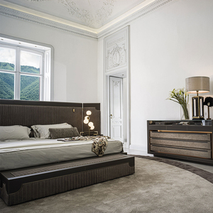 Luxury Furniture Supplier High End Velvet Villa King <b>Size</b> <b>Bed</b> Frame Modern Luxury <b>Bed</b> VF - <b>BED</b> - 04- CAPUA Luxury <b>Bed</b> VF - <b>BED</b> - - Product Image 4