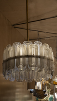 Lustre en verre d'art de Murano du milieu du siècle