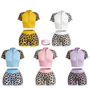 Ensemble de sport décontracté 3 pièces pour femme, imprimé léopard, respirant, avec veste zippée, short taille haute et bandeau, été, personnalisable, vente en gros - Product Image 4