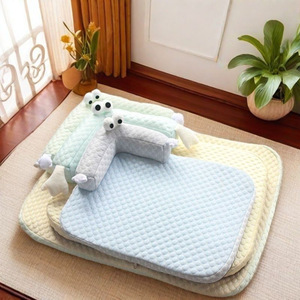 Cama rectangular para perros, colchoneta refrescante extraíble y lavable para perros, cama para mascotas para verano y cuatro estaciones, color amarillo rocoso, azul marino - Product Image 1