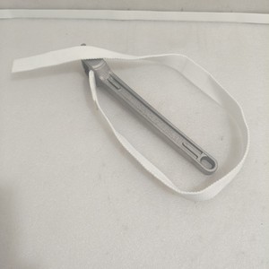 Clé à filtre réglable pour excavatrice, outil de démontage de filtre à huile avec courroie en toile, spécification impériale en pouces, qualité industrielle - Product Image 1
