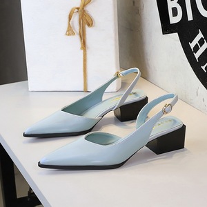 Chaussures à talon personnalisées Slingback 4,5 cm à bout pointu, chaussures de mode pour femmes, talons pour dames - Product Image 3