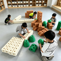 Blocs connectables géants pour enfants : construisez des châteaux, des maisons et des ponts avec des poutres, des cubes et des arches