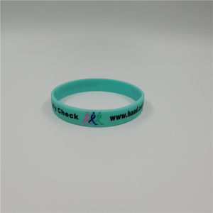 Oferta caliente en pulseras de silicona finas personalizadas Pulsera colorida en relieve inofensivo para el cuerpo para fines promocionales de niños - Product Image 4