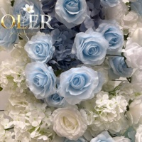 Centre de table floral bleu et blanc de luxe, installation géante de fleurs en soie pour mariage et décoration de vitrine de magasin