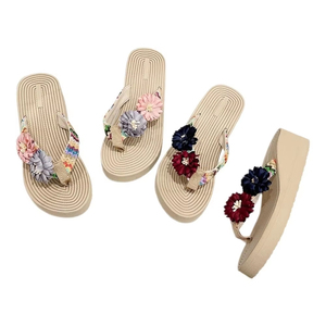<b>Sweet</b> Holiday Woven Flip Flops for Girls <b>Flower</b> Design Thick Sole EVA Beach Vacation Slippers - Product Image 6