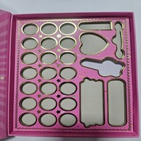 Palette de maquillage magnétique carrée vide personnalisée en gros pour le rangement des fards à paupières, des rouges à joues et des illuminateurs