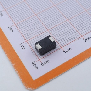 Condensador de Tantalio Original 293D477X9010E2TE3, Polarizado (Seco/Sólido), 10V 10% +Tol 10% Tol, 470uF, Montaje en Superficie, Chip 2917 - Product Image 2