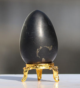 Huevo de Shungita Natural al por Mayor, forma de huevo pulida y lisa, fácil de transportar o exhibir, para meditación, decoración del hogar y la oficina - Product Image 6