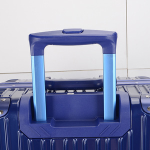 Maleta con marco de aluminio de 24 pulgadas con ruedas silenciosas y cremallera, apta para llevar en mano o dejar en el equipaje de abandono. - Product Image 2