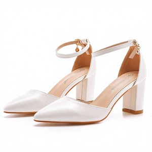 Sandales à talon carré épais de 7 cm, bout pointu, ajourées, à bouche peu profonde, pour femme, avec boucle blanche, en PVC, pour <span class=keywords><strong>mariée</strong></span>, collection printemps - Product Image 1